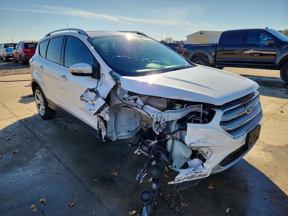 Photo 4 from auction – 2018 FORD ESCAPE with VIN 1FMCU9J94JUC05720