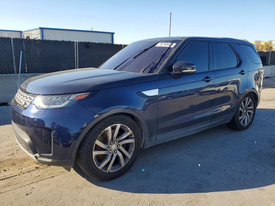 LAND ROVER DISCOVERY 2017 with VIN SALRRBBV4HA045653 - Photo from auction