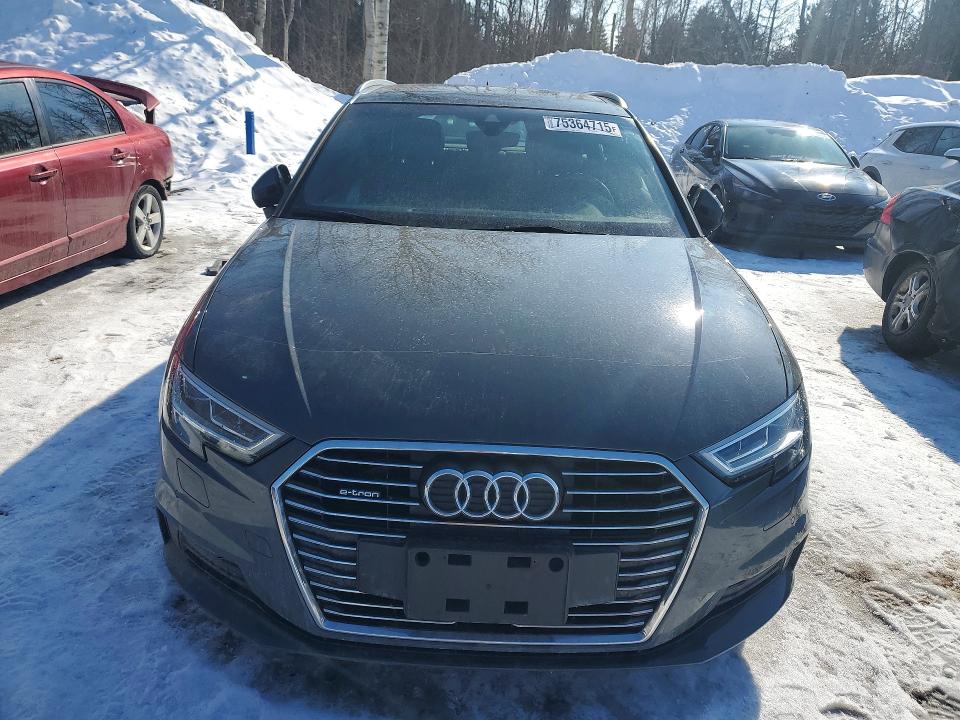 Photo 5 from auction – 2018 AUDI A3 with VIN WAUSPBFFXJA070478