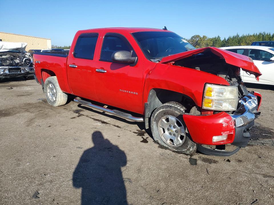 Photo 4 from auction – 2011 CHEVROLET SILVERADO with VIN 3GCPKSE33BG304381