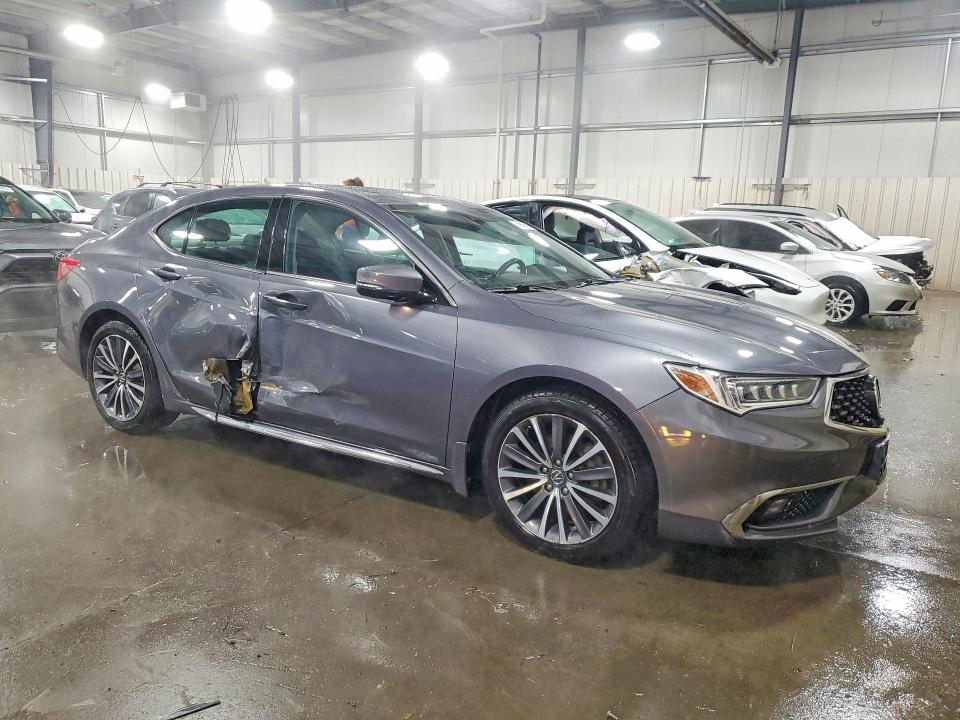 Photo 4 from auction – 2018 ACURA TLX ADVANC with VIN 19UUB3F78JA006711