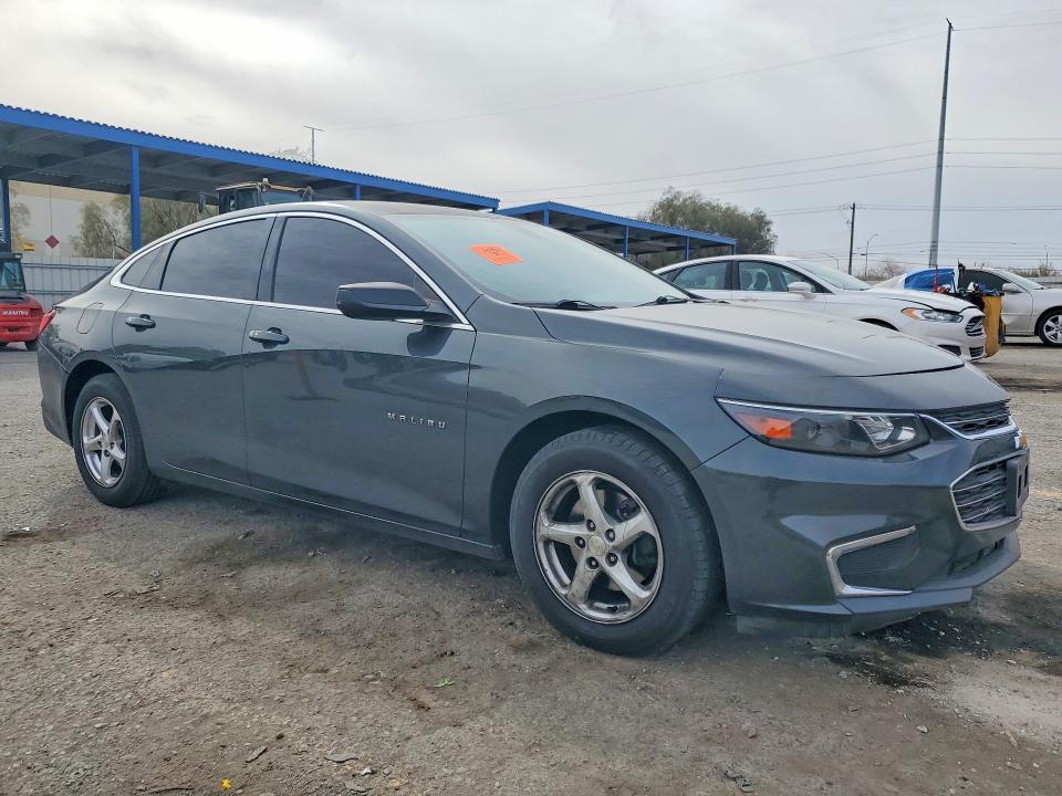 Photo 4 from auction – 2018 CHEVROLET MALIBU with VIN 1G1ZB5ST0JF128168