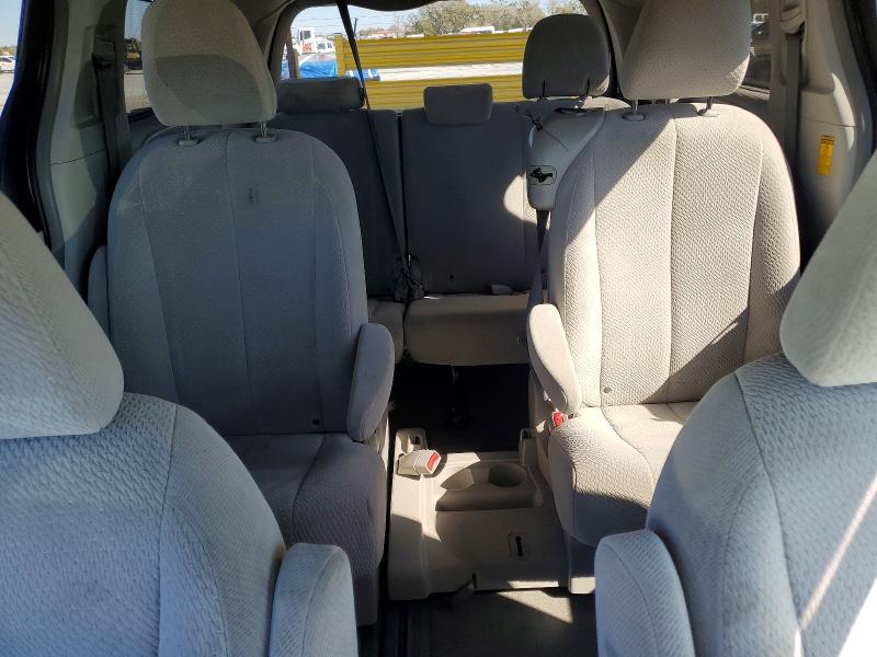 Photo 10 from auction – 2014 TOYOTA SIENNA with VIN 5TDKK3DC0ES496544
