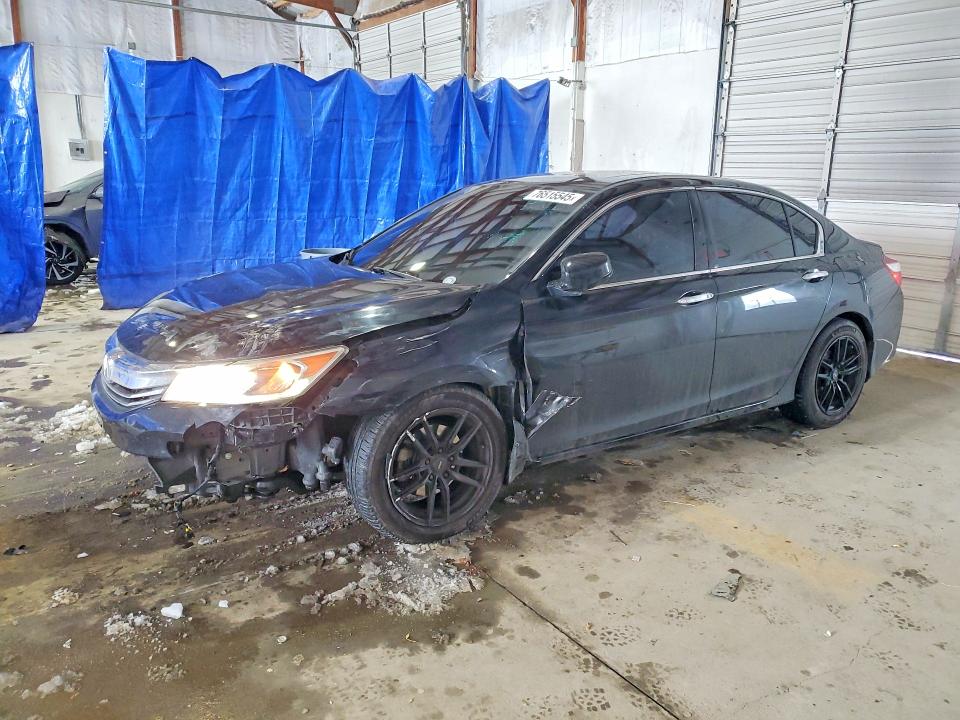 HONDA ACCORD 2017 with VIN 1HGCR3F80HA039129 - Photo from auction
