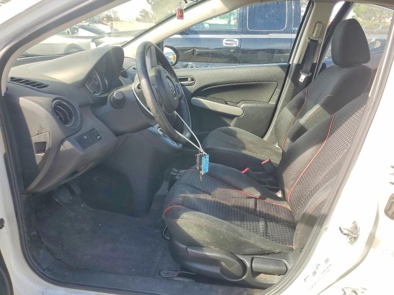 Photo 7 from auction – 2014 MAZDA MAZDA2 with VIN JM1DE1LZ5E0174611