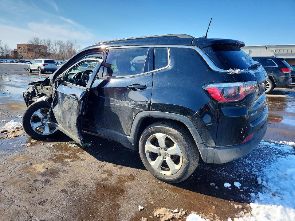 Photo 2 from auction – 2018 JEEP COMPASS with VIN 3C4NJDBB2JT154528