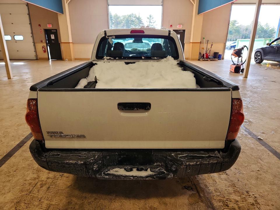 Photo 6 from auction – 2015 TOYOTA TACOMA ACC with VIN 5TFTX4CN5FX056037