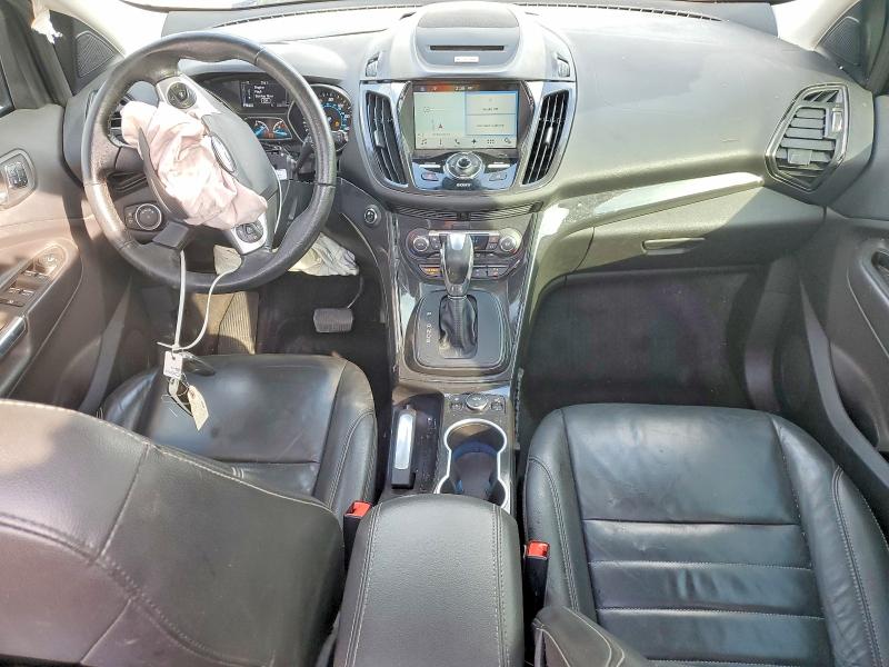 Photo 8 from auction – 2016 FORD ESCAPE with VIN 1FMCU0J98GUA17982