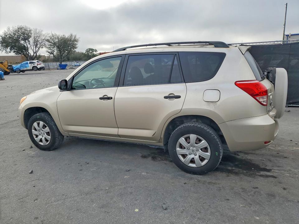 Photo 2 from auction – 2007 TOYOTA RAV4 with VIN JTMZD33V276043167