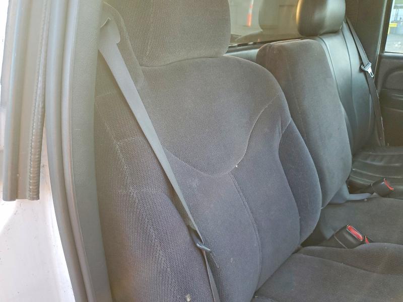 Photo 10 from auction – 2000 GMC NEW SIERRA with VIN 1GTFC24T0YE245591