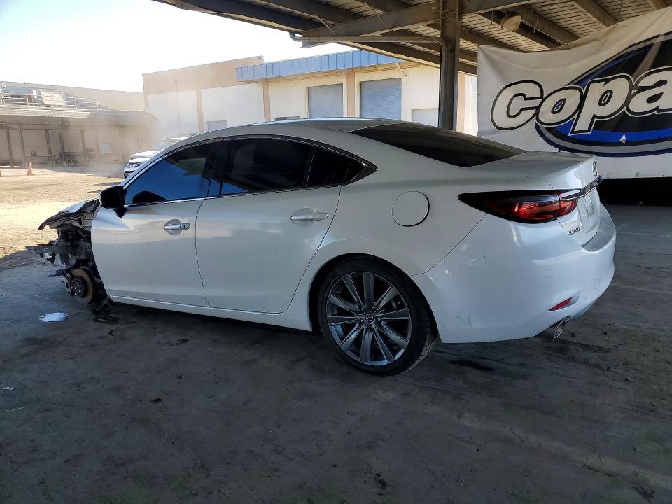 Photo 2 from auction – 2021 MAZDA 6 with VIN JM1GL1VM7M1608301