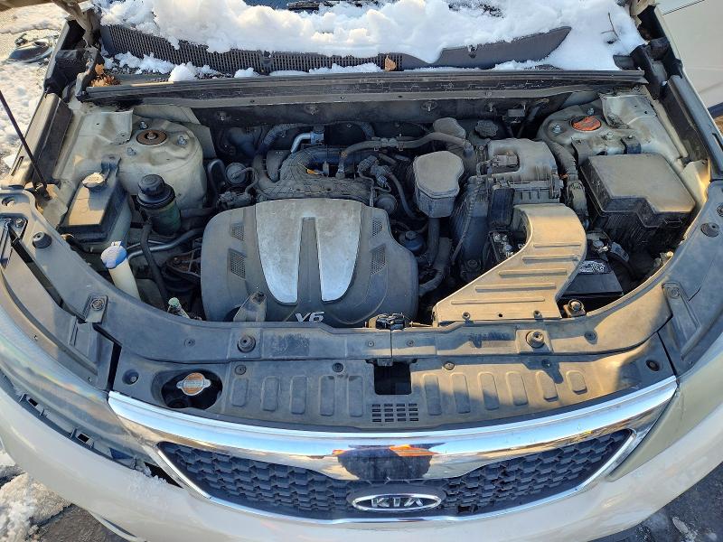 Photo 12 from auction – 2011 KIA SORENTO BA with VIN 5XYKTDA29BG070567
