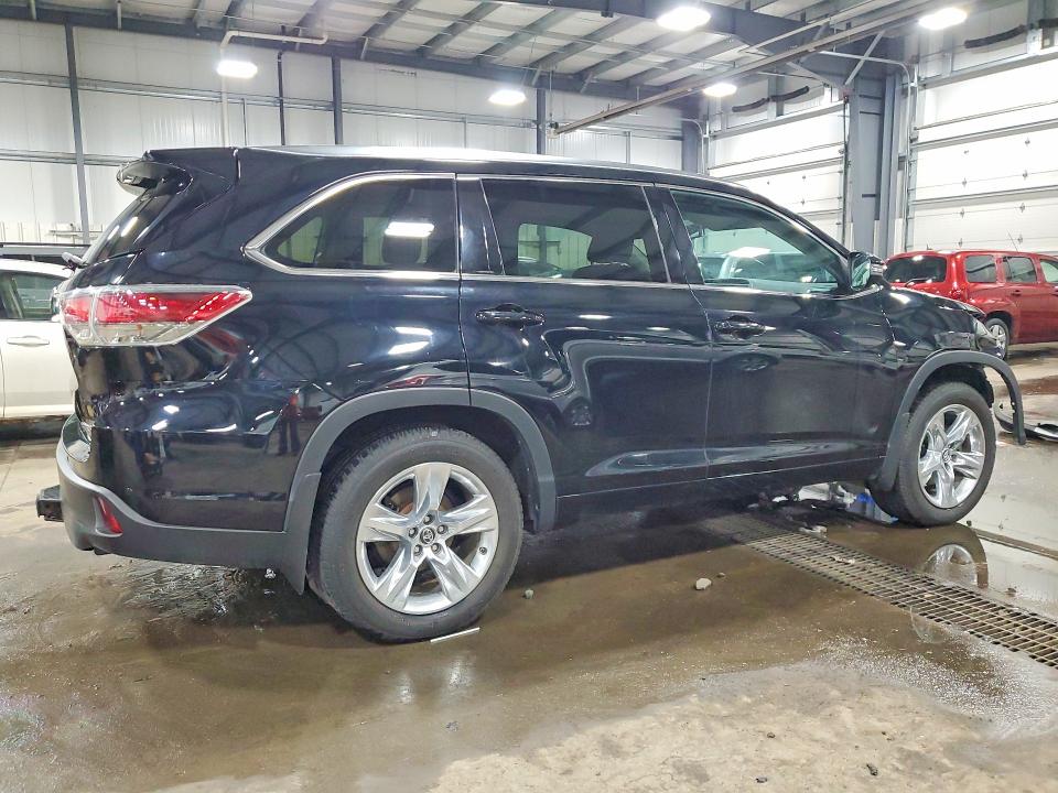 Photo 3 from auction – 2016 TOYOTA HIGHLANDER with VIN 5TDDKRFHXGS348098