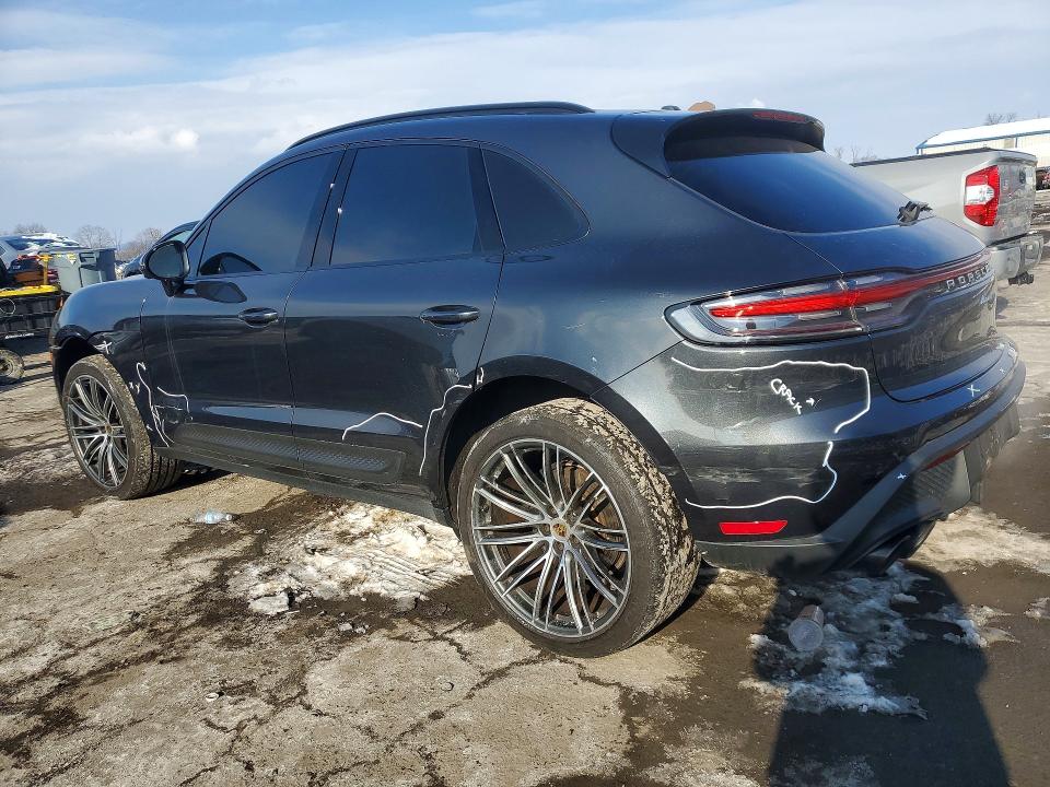 Photo 2 from auction – 2024 PORSCHE MACAN with VIN WP1AA2A59RLB05637