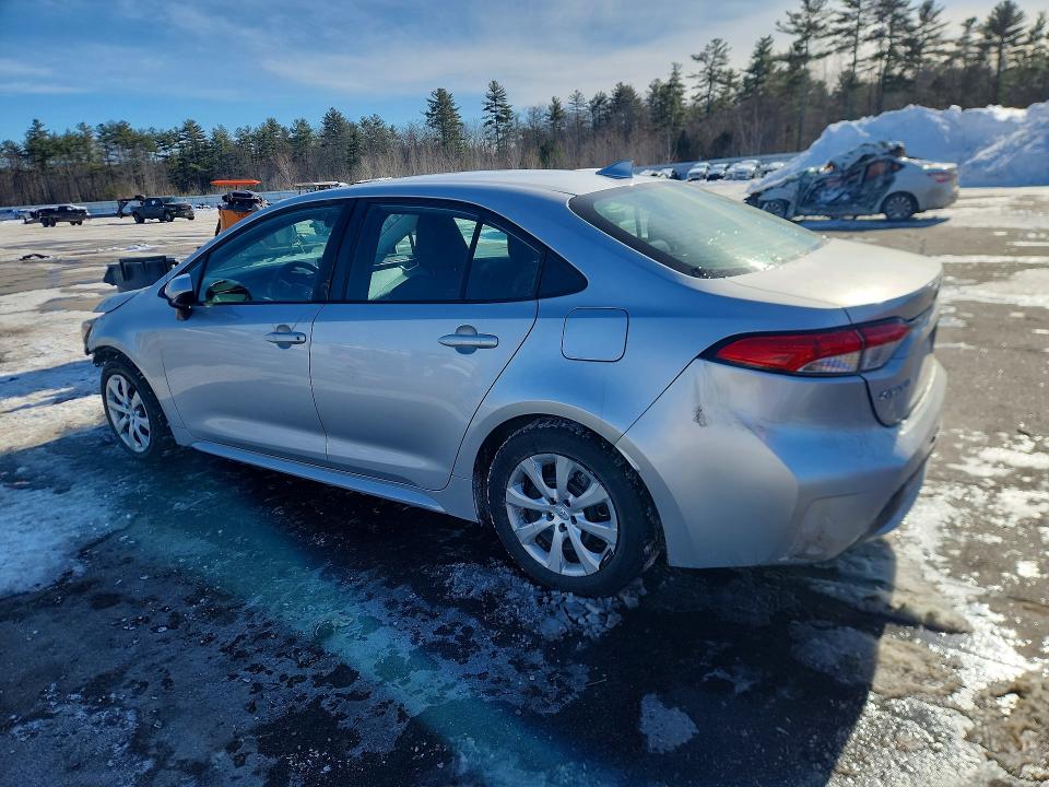 Photo 2 from auction – 2020 TOYOTA COROLLA LE with VIN 5YFEPRAE4LP048563