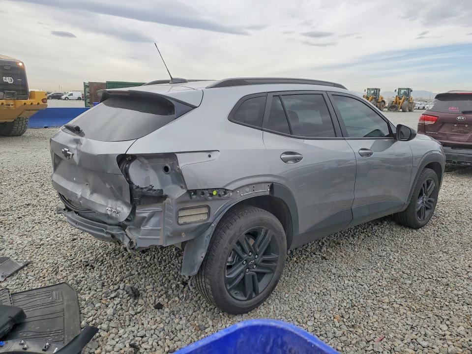 Photo 3 from auction – 2024 CHEVROLET TRAX with VIN KL77LKE25RC167684