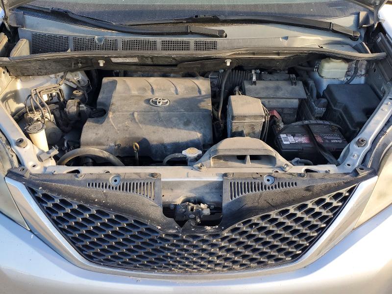 Photo 12 from auction – 2015 TOYOTA SIENNA with VIN 5TDXK3DC3FS632821
