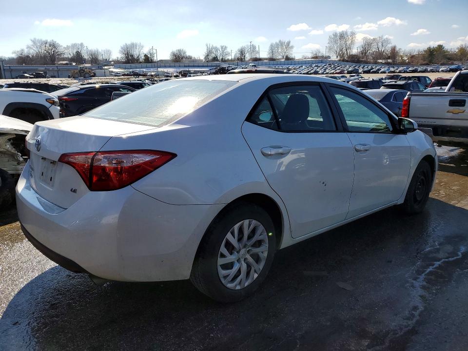 Photo 3 from auction – 2019 TOYOTA COROLLA L with VIN 5YFBURHE9KP930201