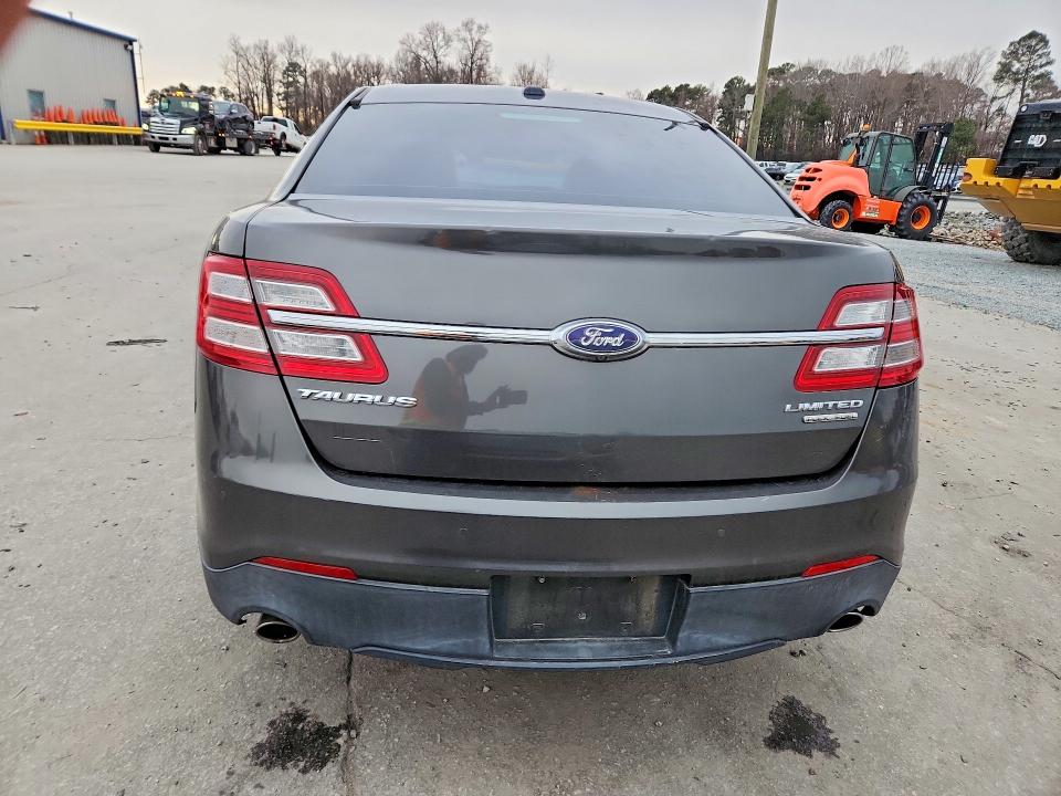 Photo 6 from auction – 2017 FORD TAURUS with VIN 1FAHP2F84HG104605