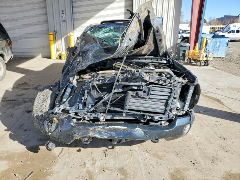 Photo 5 from auction – 2017 CHEVROLET SILVERADO with VIN 3GCUKTEC5HG184360