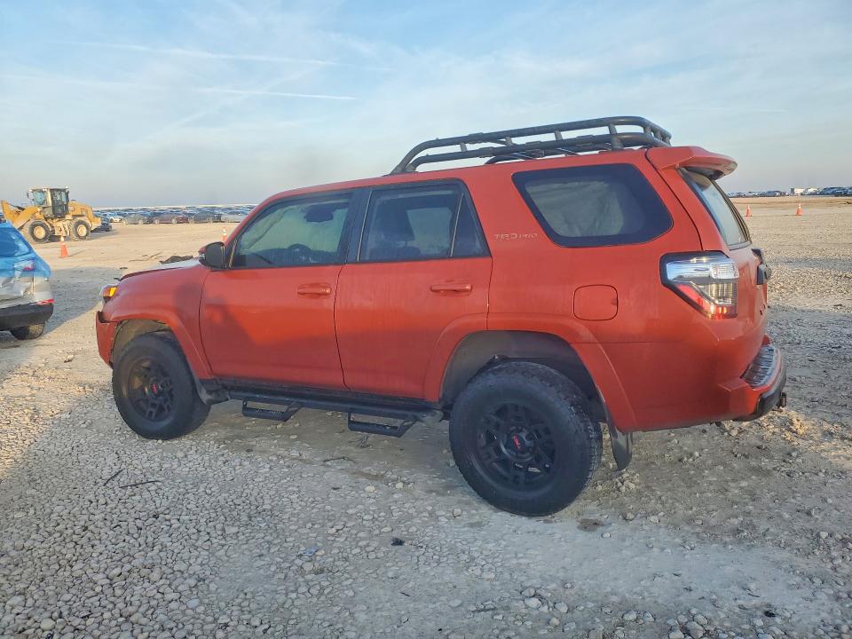 Photo 2 from auction – 2024 TOYOTA 4RUNNER with VIN JTELU5JR9R6229309