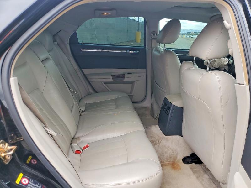 Photo 10 from auction – 2005 CHRYSLER 300C with VIN 2C3AA63H25H655886