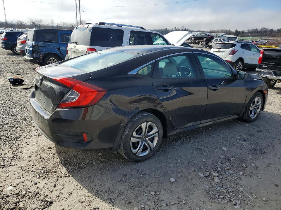 Photo 3 from auction – 2016 HONDA CIVIC with VIN 19XFC2F53GE065197