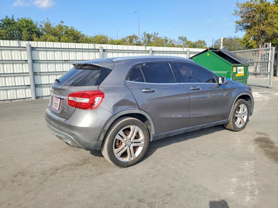 Photo 3 from auction – 2016 MERCEDES-BENZ GLA with VIN WDCTG4EB4GJ206205