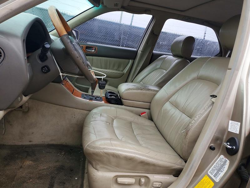 Photo 7 from auction – 2000 LEXUS LS with VIN JT8BH28F6Y0181153