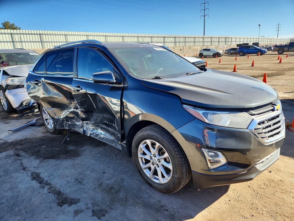 Photo 4 from auction – 2018 CHEVROLET EQUINOX LT with VIN 3GNAXJEV1JL101442
