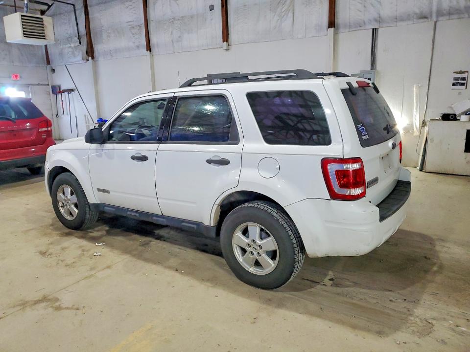 Photo 2 from auction – 2008 FORD ESCAPE with VIN 1FMCU02Z88KB67294