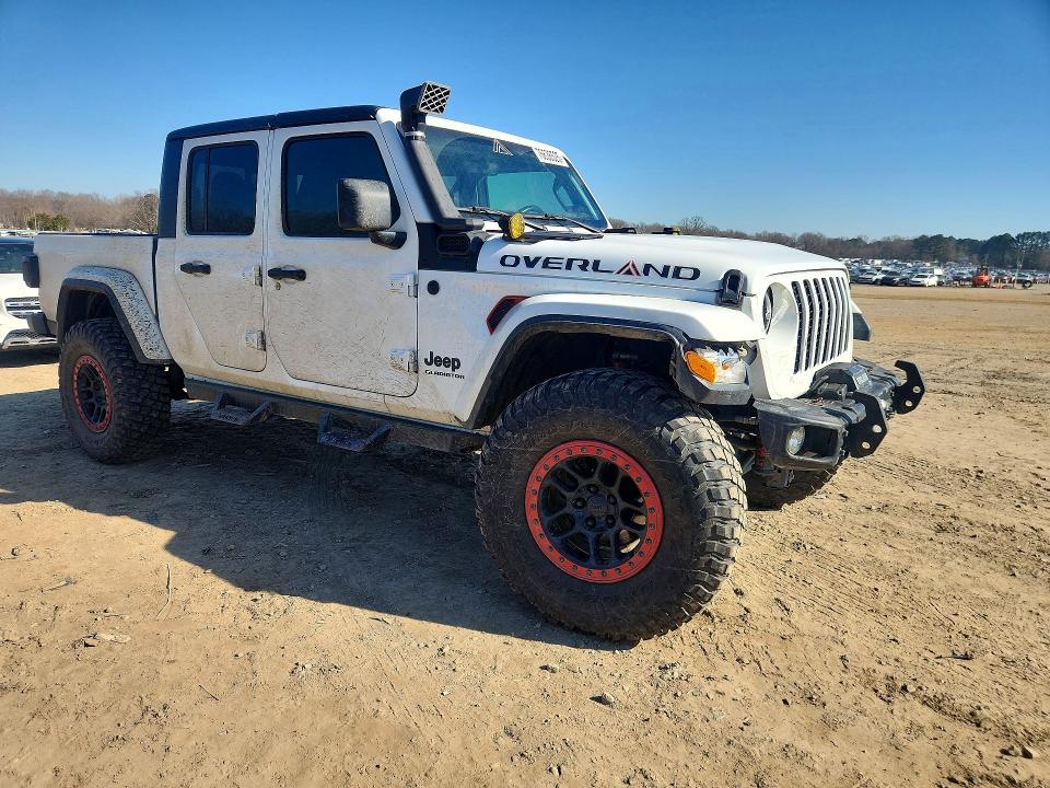 Photo 4 from auction – 2020 JEEP GLADIATOR with VIN 1C6JJTAG0LL215984
