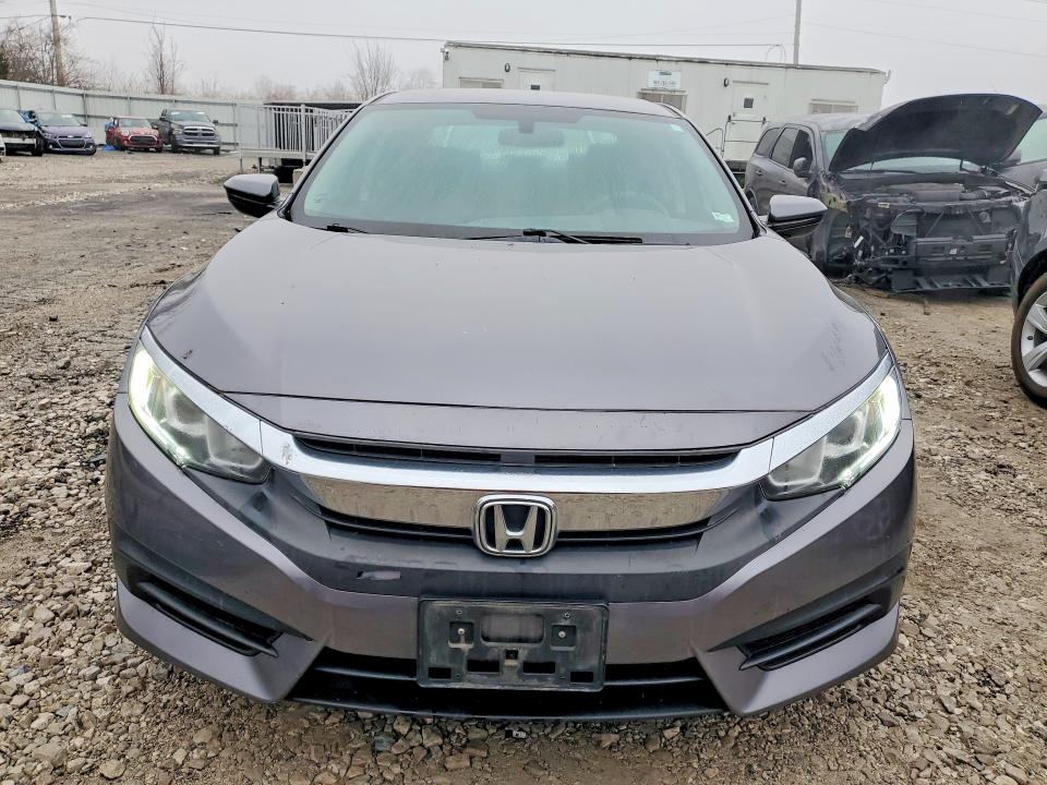 Photo 5 from auction – 2017 HONDA CIVIC LX with VIN 19XFC2F50HE030618