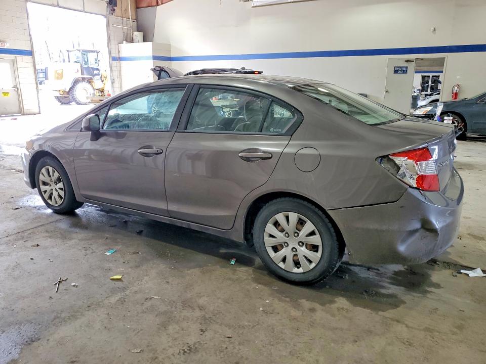 Photo 2 from auction – 2012 HONDA CIVIC with VIN 19XFB2F51CE343978