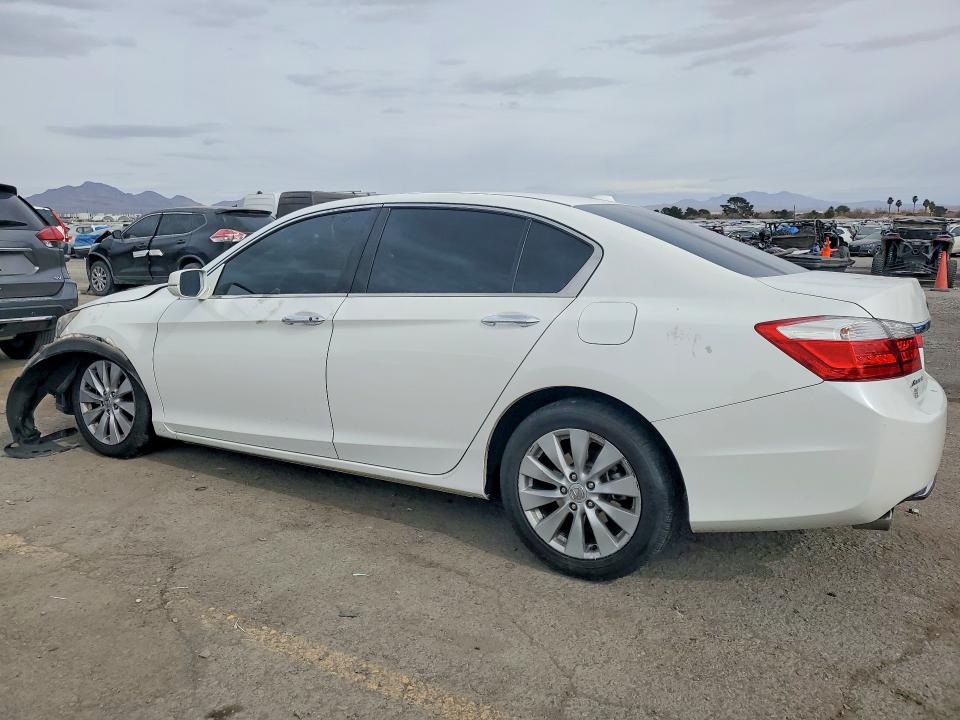 Photo 2 from auction – 2013 HONDA ACCORD TOU with VIN 1HGCR3F93DA026118