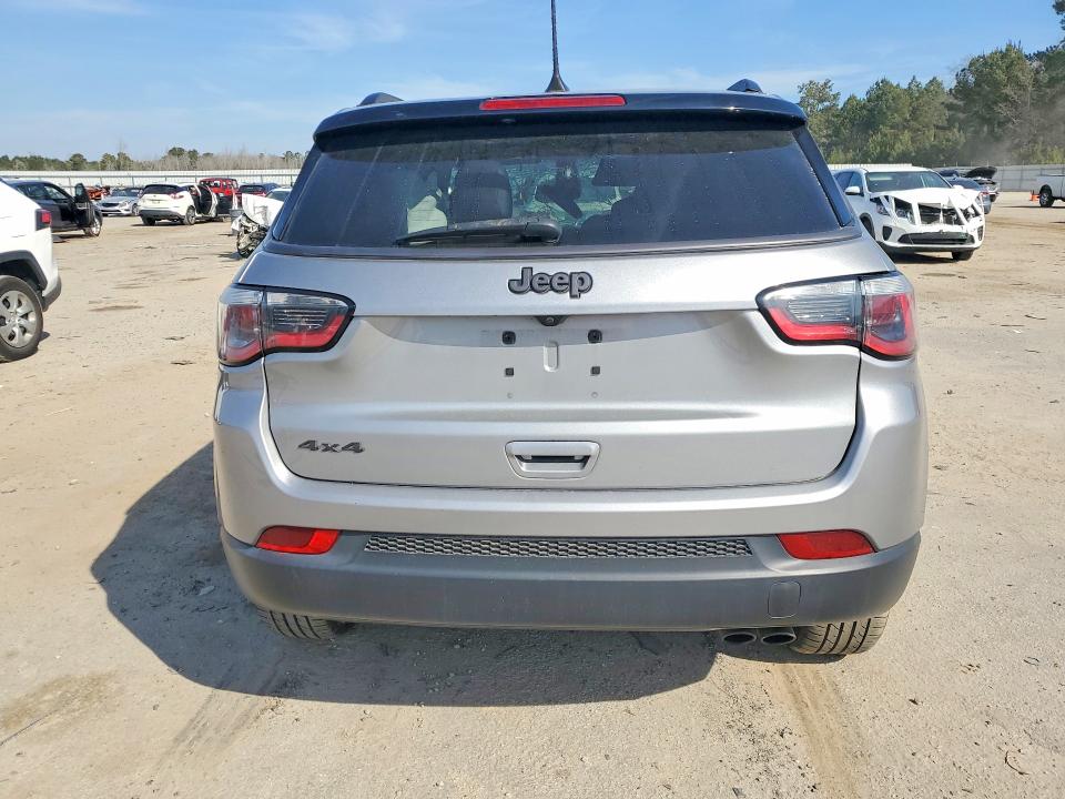 Photo 6 from auction – 2020 JEEP COMPASS LI with VIN 3C4NJDCB2LT151825