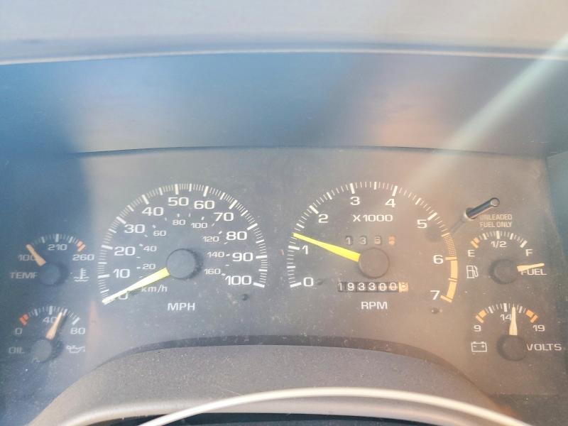 Photo 9 from auction – 1996 GMC SONOMA with VIN 1GTCS1447T8515495