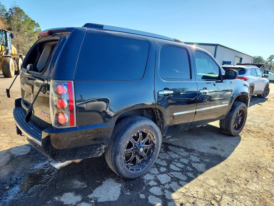 Photo 3 from auction – 2013 GMC YUKON with VIN 1GKS1EEF6DR333082