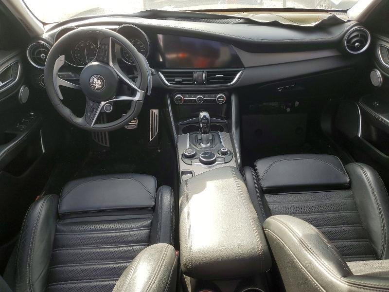 Photo 8 from auction – 2018 ALFA ROMEO GIULIA with VIN ZARFAECN4J7566351
