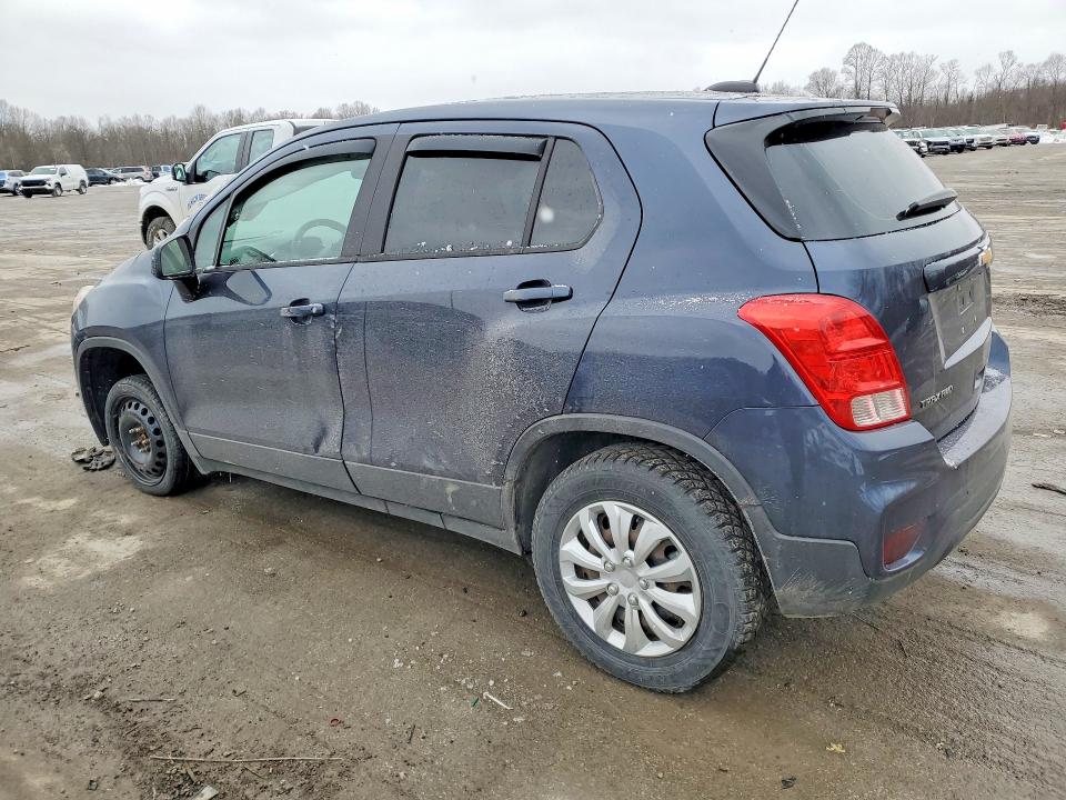 Photo 2 from auction – 2018 CHEVROLET TRAX with VIN 3GNCJNSB8JL372767