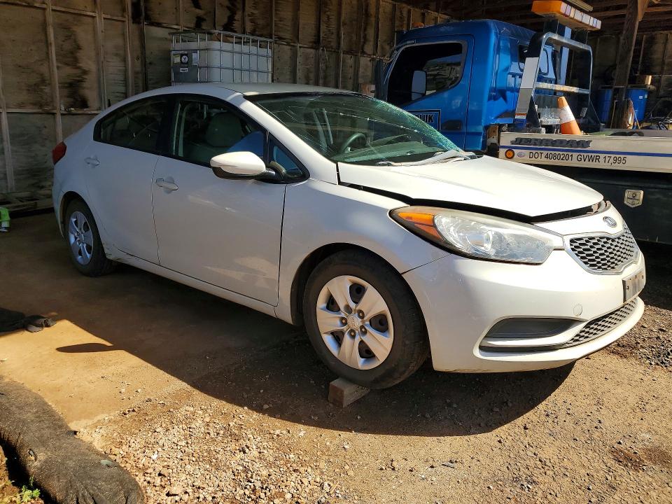 Photo 4 from auction – 2015 KIA FORTE LX with VIN KNAFK4A61F5311170