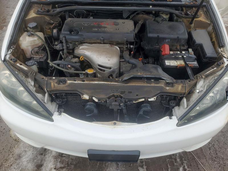 Photo 11 from auction – 2005 TOYOTA CAMRY with VIN 4T1BE32K45U565910