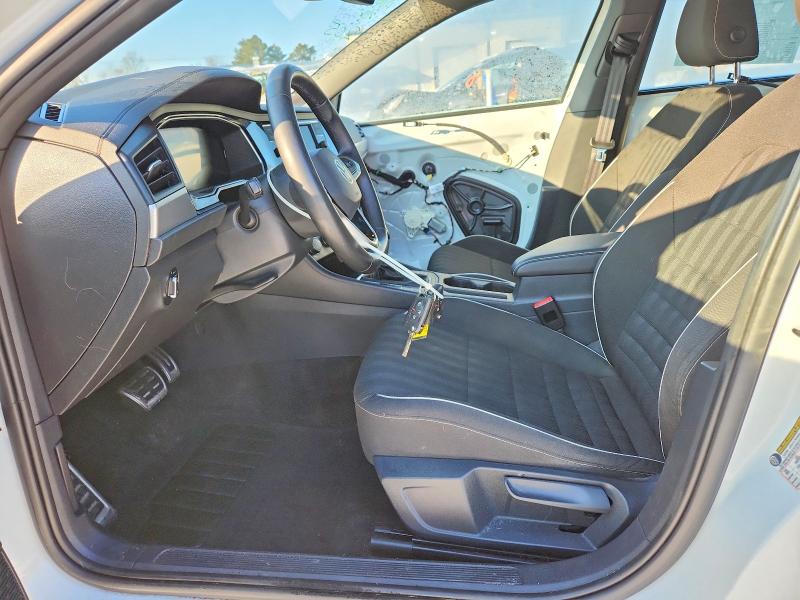 Photo 7 from auction – 2024 VOLKSWAGEN JETTA with VIN 3VWBM7BU3RM033684