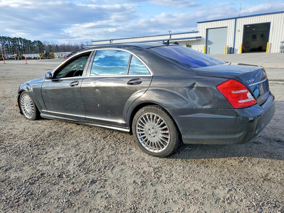 Photo 2 from auction – 2011 MERCEDES-BENZ S with VIN WDDNG7BB9BA415149
