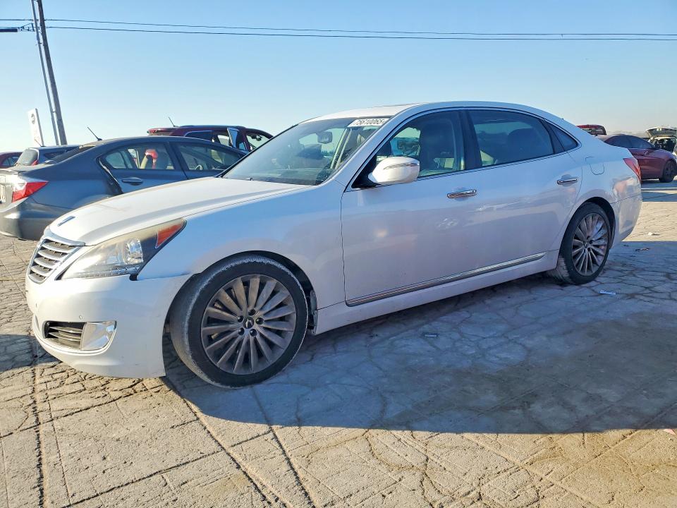 HYUNDAI EQUUS 2016 with VIN KMHGH4JH1GU102487 - Photo from auction