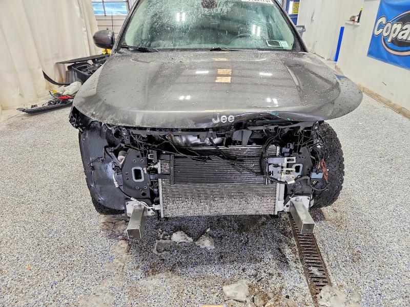 Photo 12 from auction – 2019 JEEP COMPASS with VIN 3C4NJDBB5KT807533