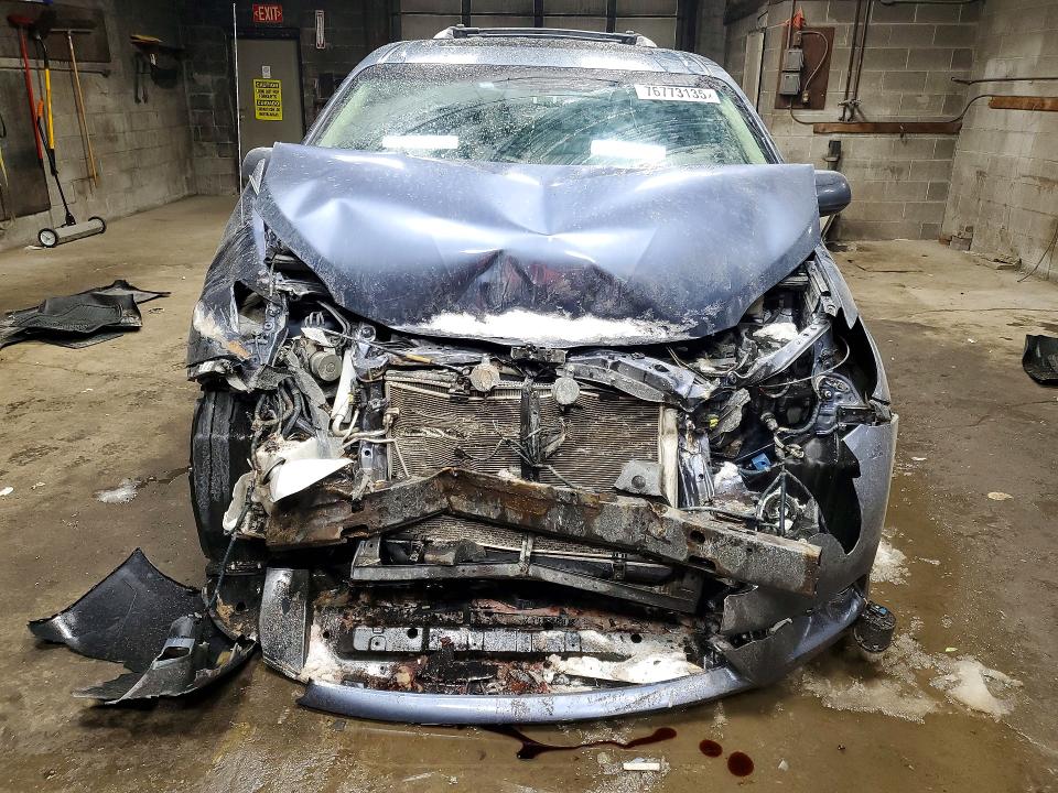 Photo 5 from auction – 2013 TOYOTA SIENNA with VIN 5TDYK3DC4DS337275