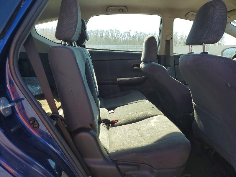 Photo 11 from auction – 2012 TOYOTA PRIUS V with VIN JTDZN3EU8C3161205