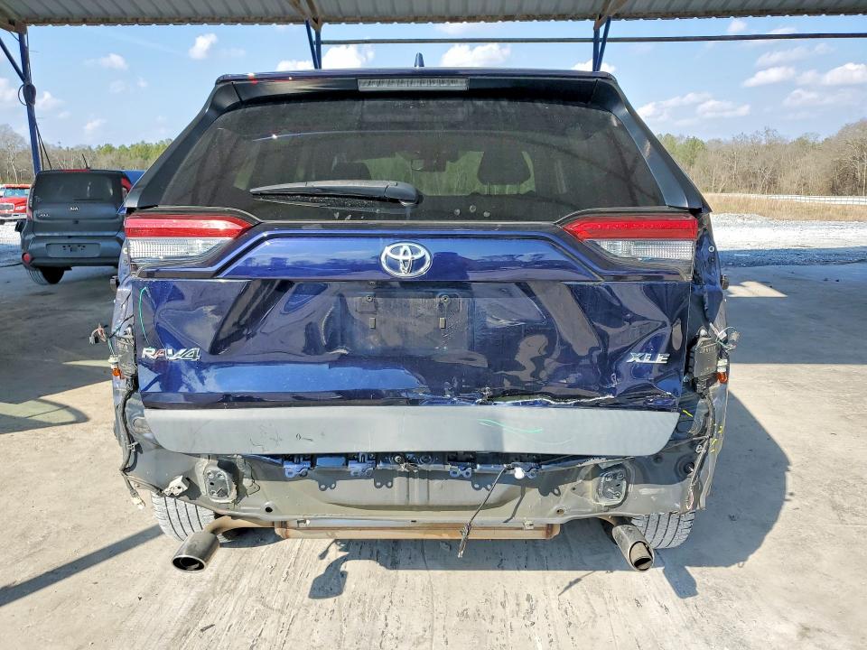 Photo 6 from auction – 2019 TOYOTA RAV4 with VIN 2T3C1RFV3KC001581