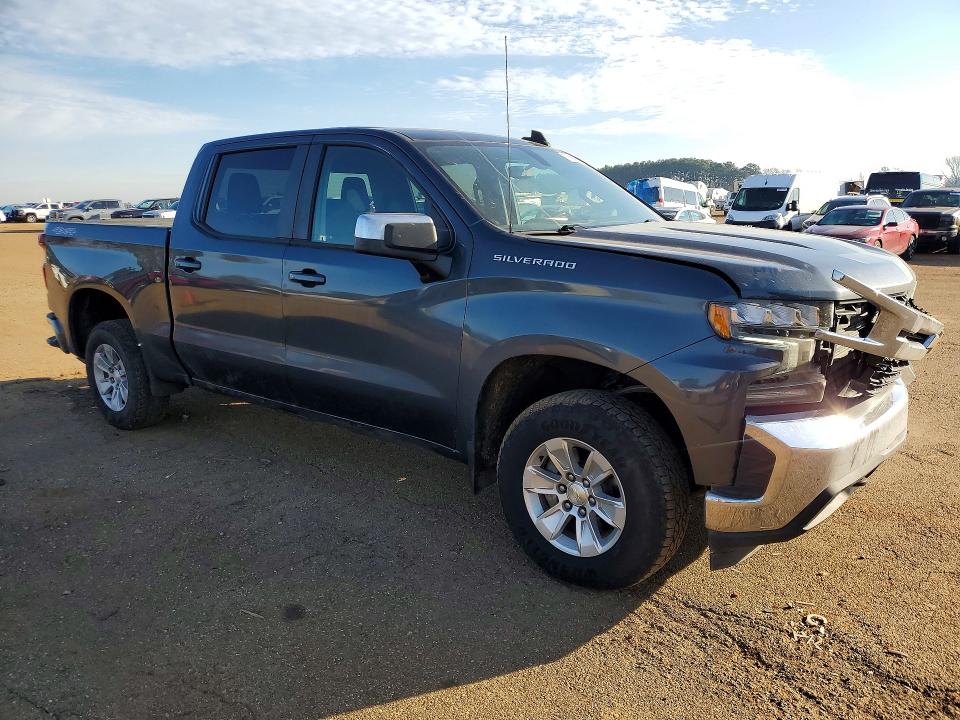 Photo 4 from auction – 2021 CHEVROLET SILVERADO with VIN 1GCUYDED4MZ243115